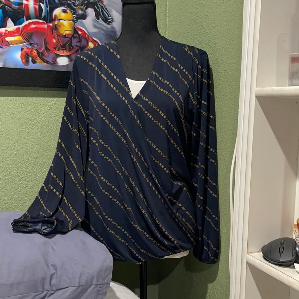 Blouse size M